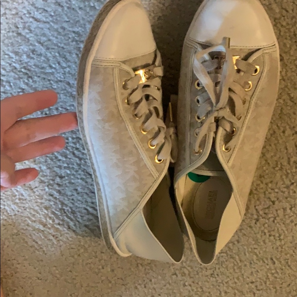 MK shoes